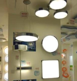 ���Ԫ�����ܷ��z��